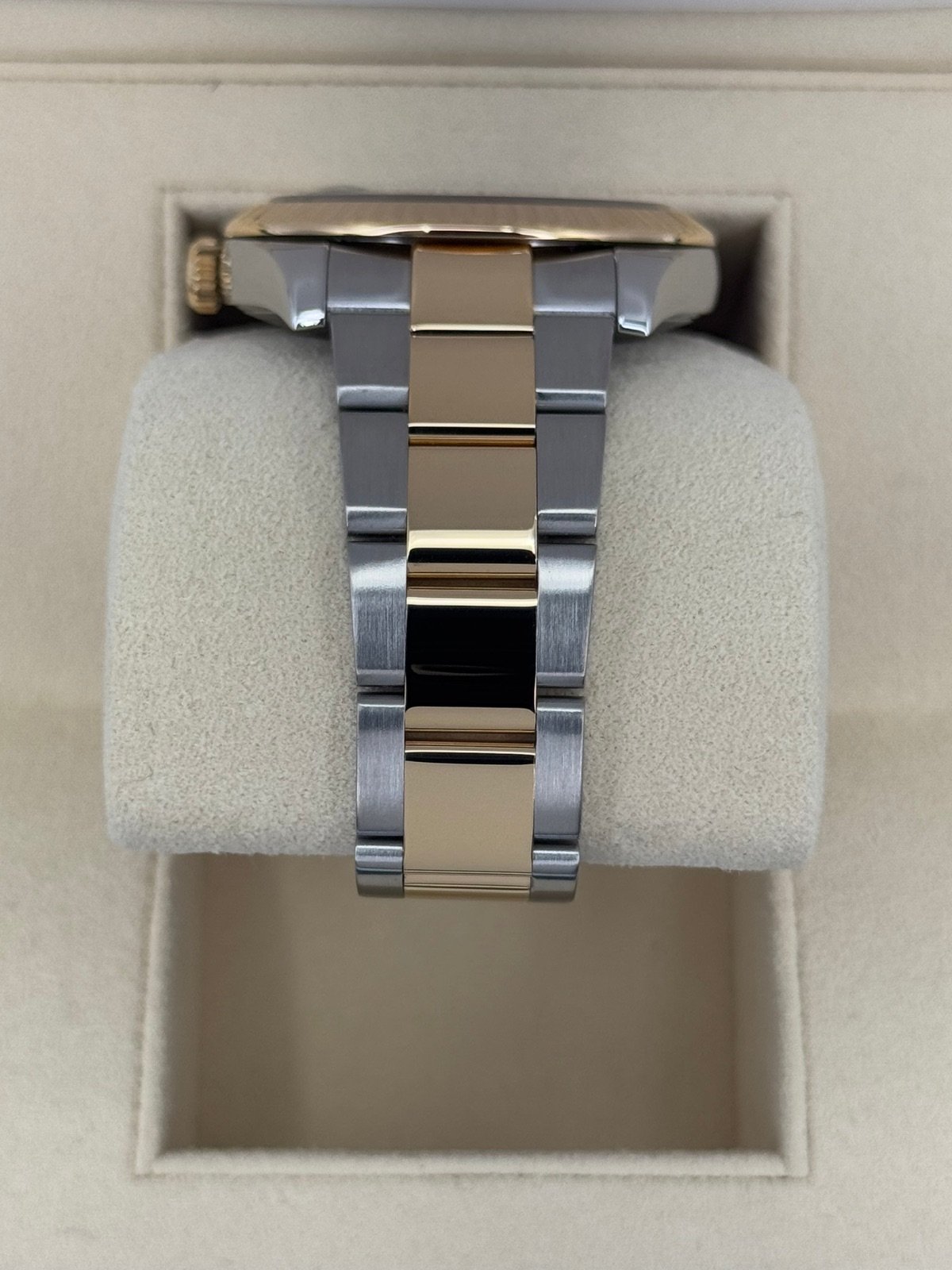 2018 Rolex Datejust 41mm 126333 Two-Tone Oyster Wimbledon Dial - Image 4