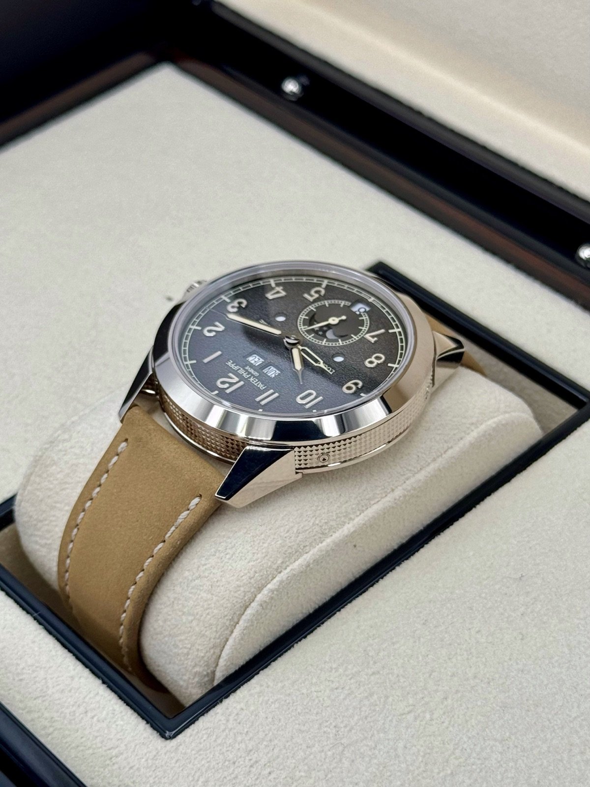 2024 Patek Philippe 42mm 5326G Annual Calendar Travel Time Compliations (Unworn) - Image 7