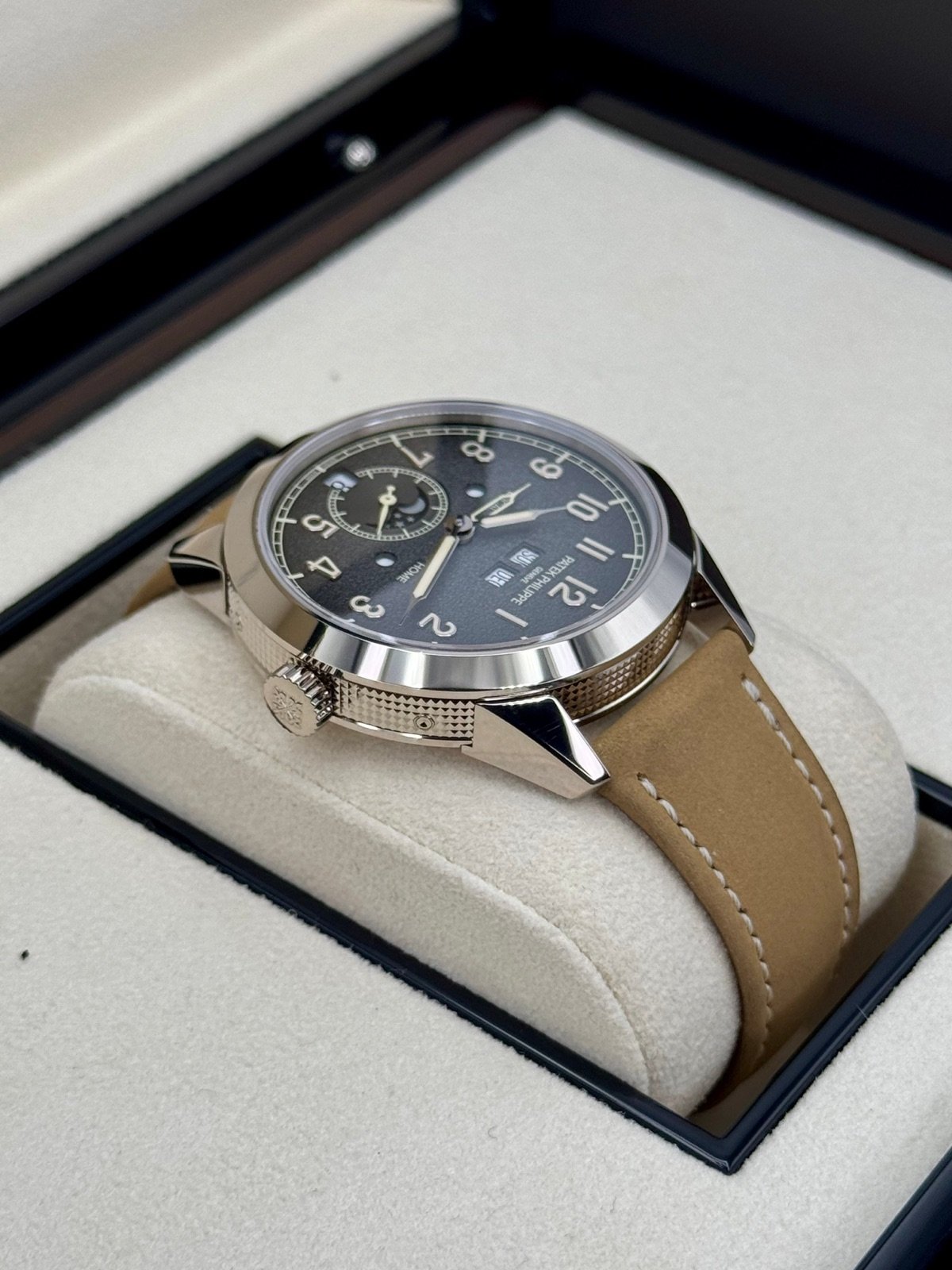 2024 Patek Philippe 42mm 5326G Annual Calendar Travel Time Compliations (Unworn) - Image 8