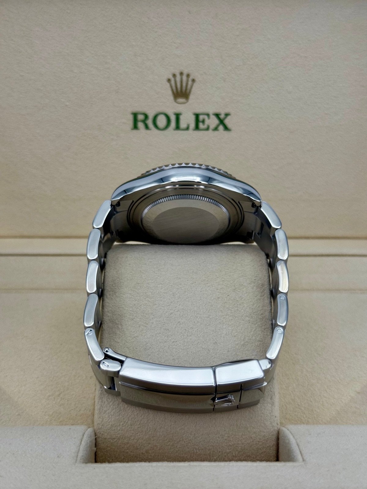 2017 Rolex Yacht-Master 37mm 268622 Stainless Steel Rhodium Dial - Image 10