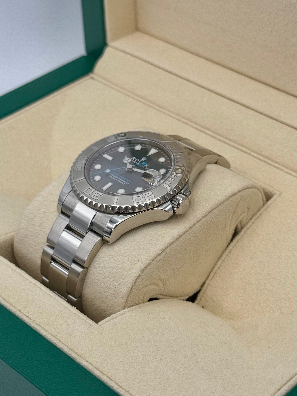 2017 Rolex Yacht-Master 37mm 268622 Stainless Steel Rhodium Dial - Image 5
