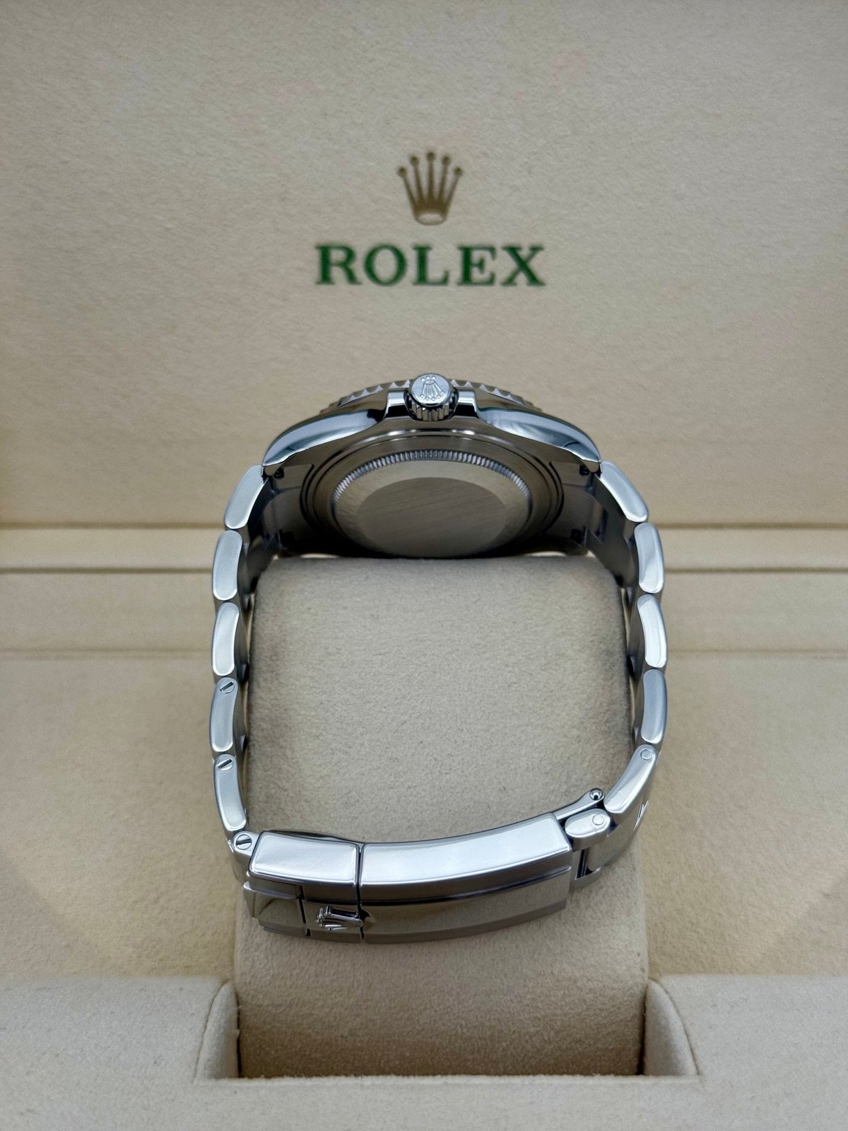 2017 Rolex Yacht-Master 37mm 268622 Stainless Steel Rhodium Dial - Image 9