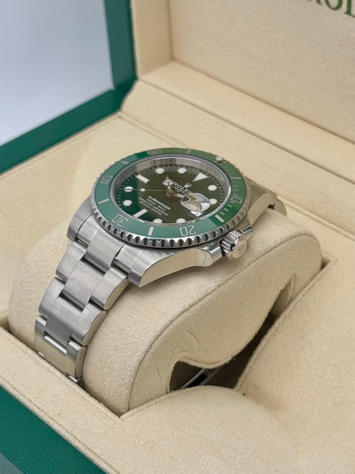 2019 Rolex Submariner “Hulk” 40mm 116610LV Green Dial - Image 5