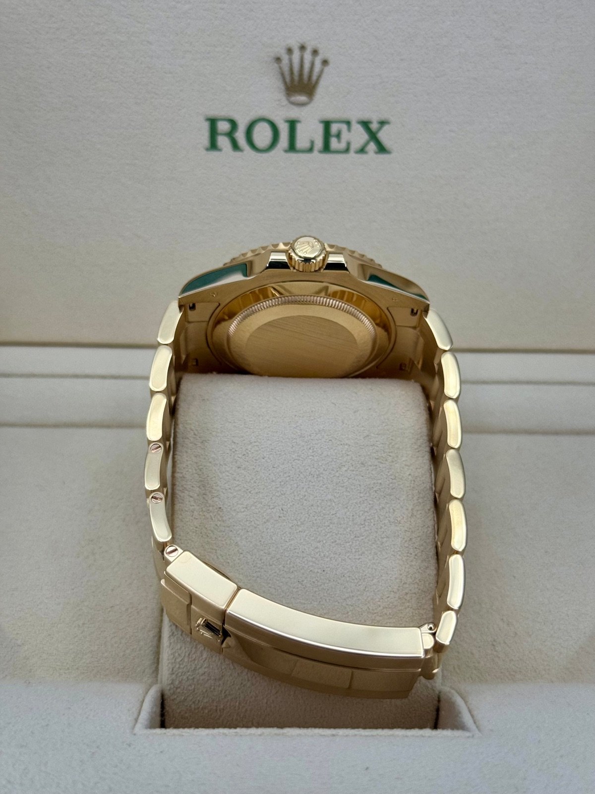 2024 Rolex Submariner “Bluesy” 41mm 126618LB Yellow Gold Blue Dial - Image 9