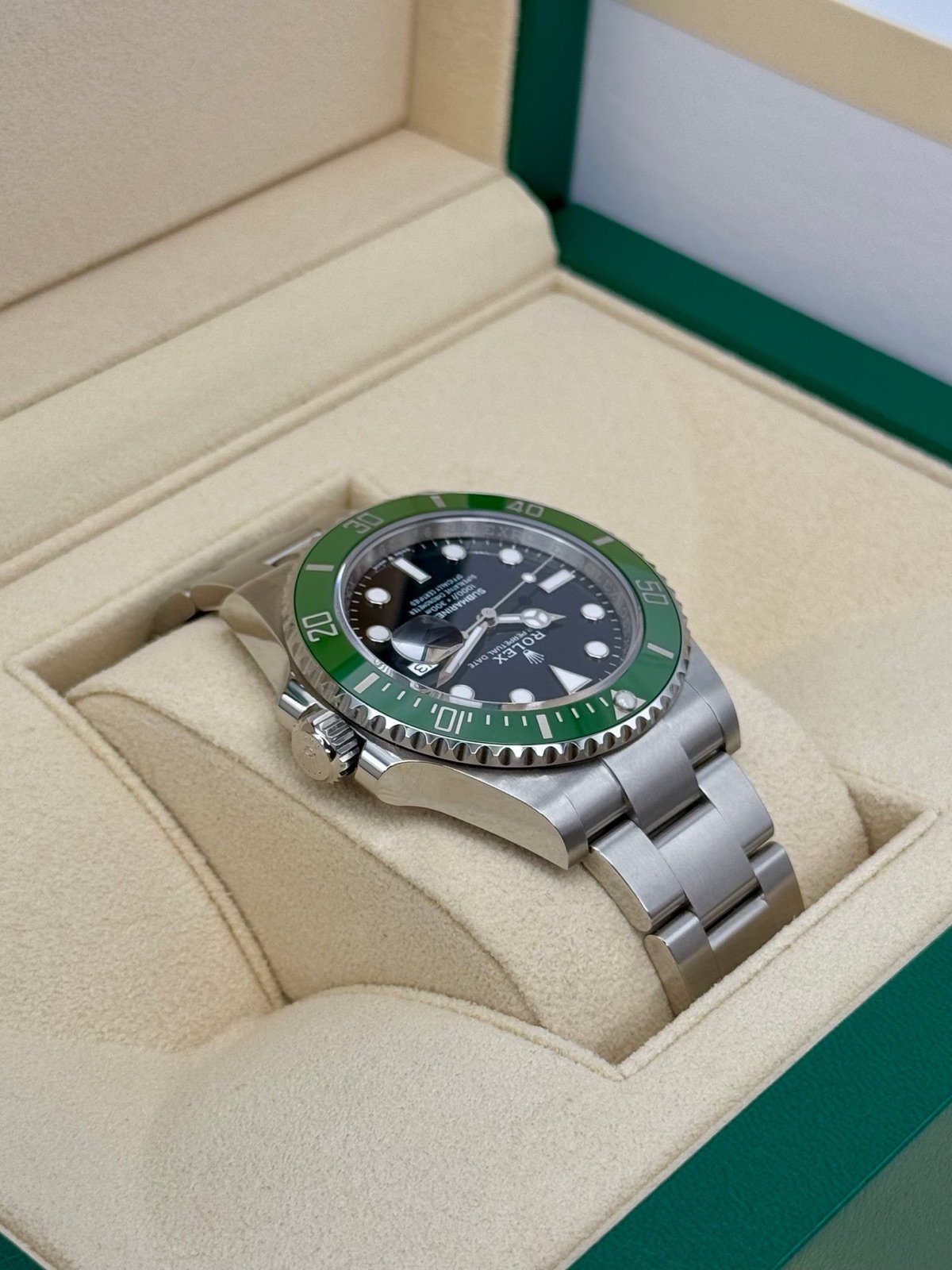 2024 Rolex Submariner “Starbucks” 41mm 126610LV Black Dial - Image 8
