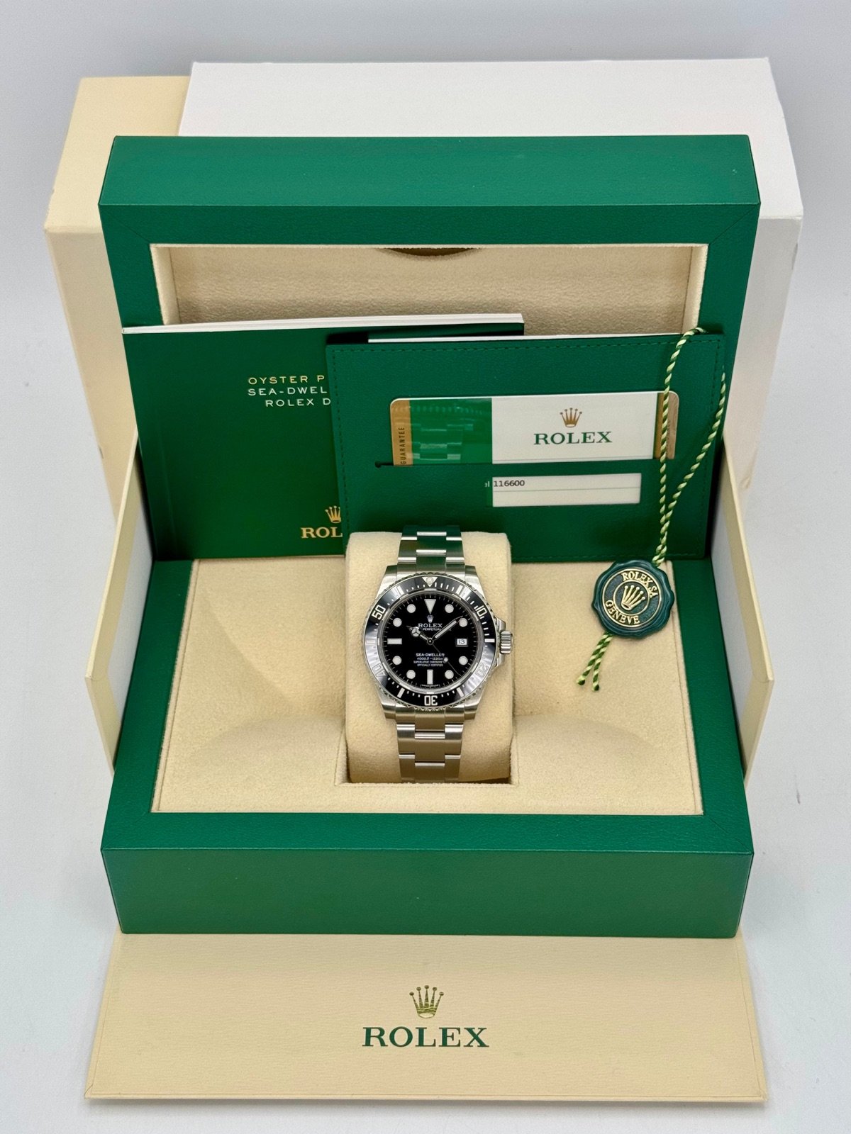 2016 Rolex Sea-Dweller 4000 “SD4K” 40mm 116600 Black Dial - Image 12