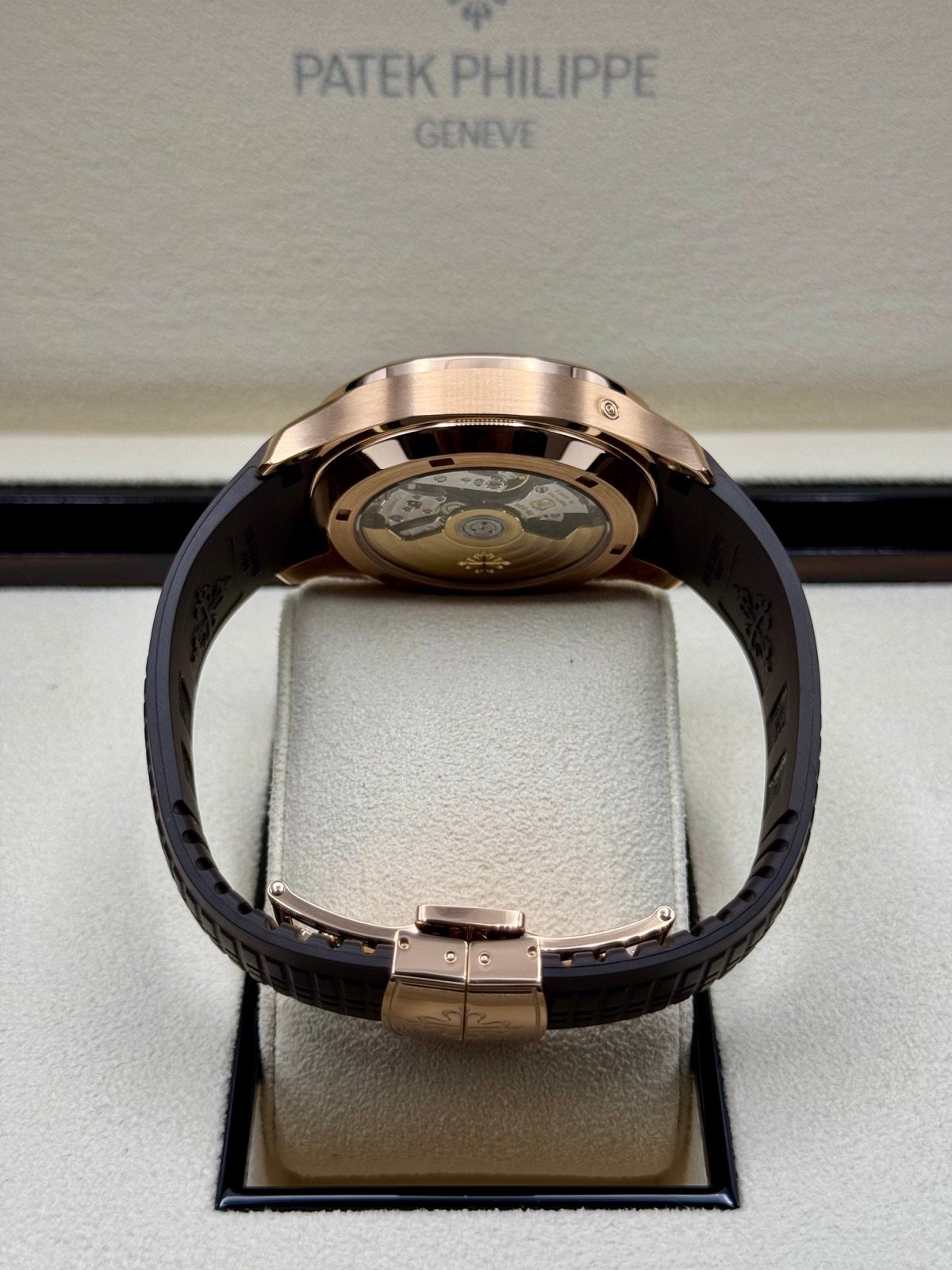 2024 Patek Philippe 5968R Aquanaut Chronograph Rose Gold - Image 10