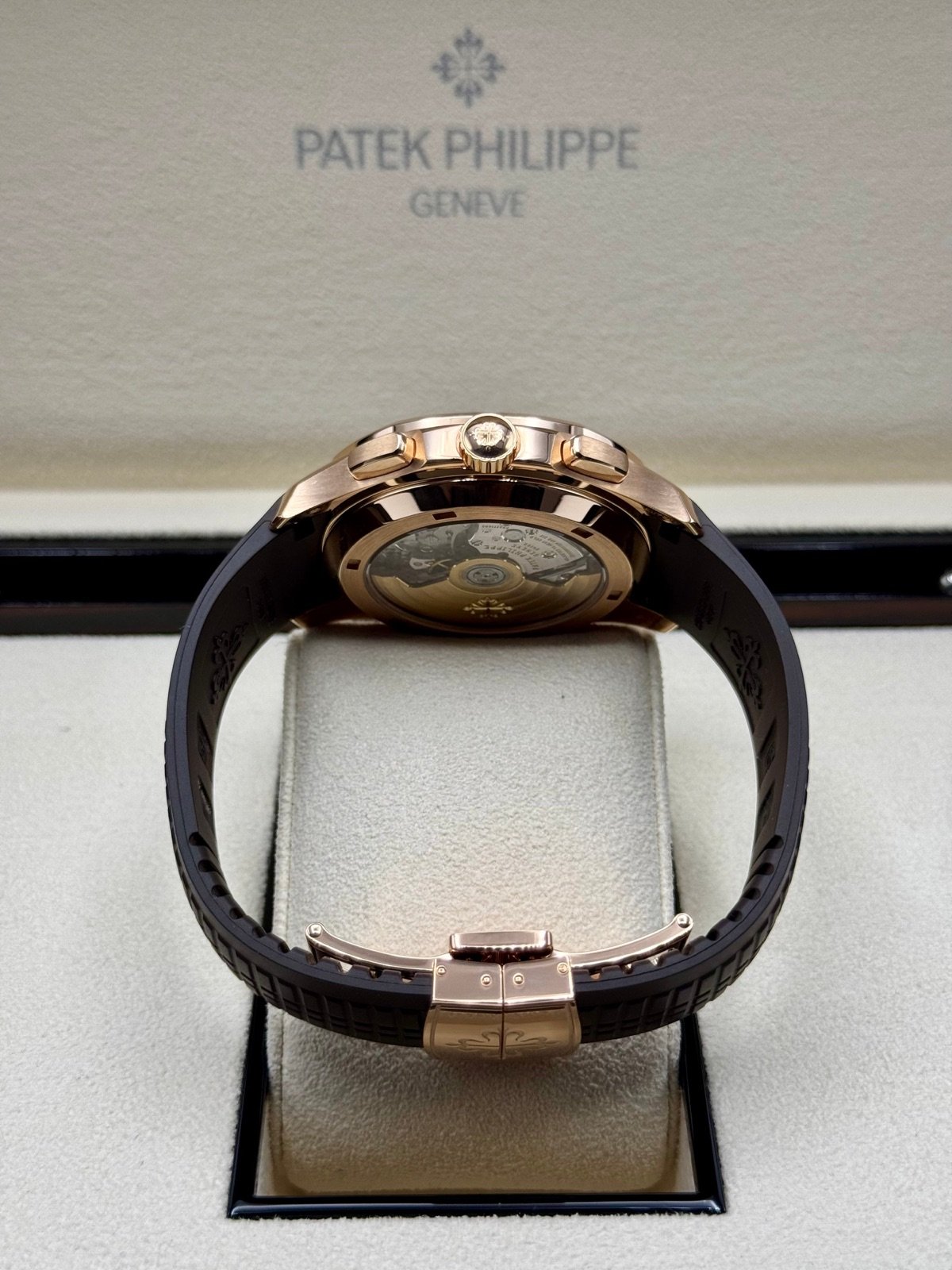 2024 Patek Philippe 5968R Aquanaut Chronograph Rose Gold - Image 9