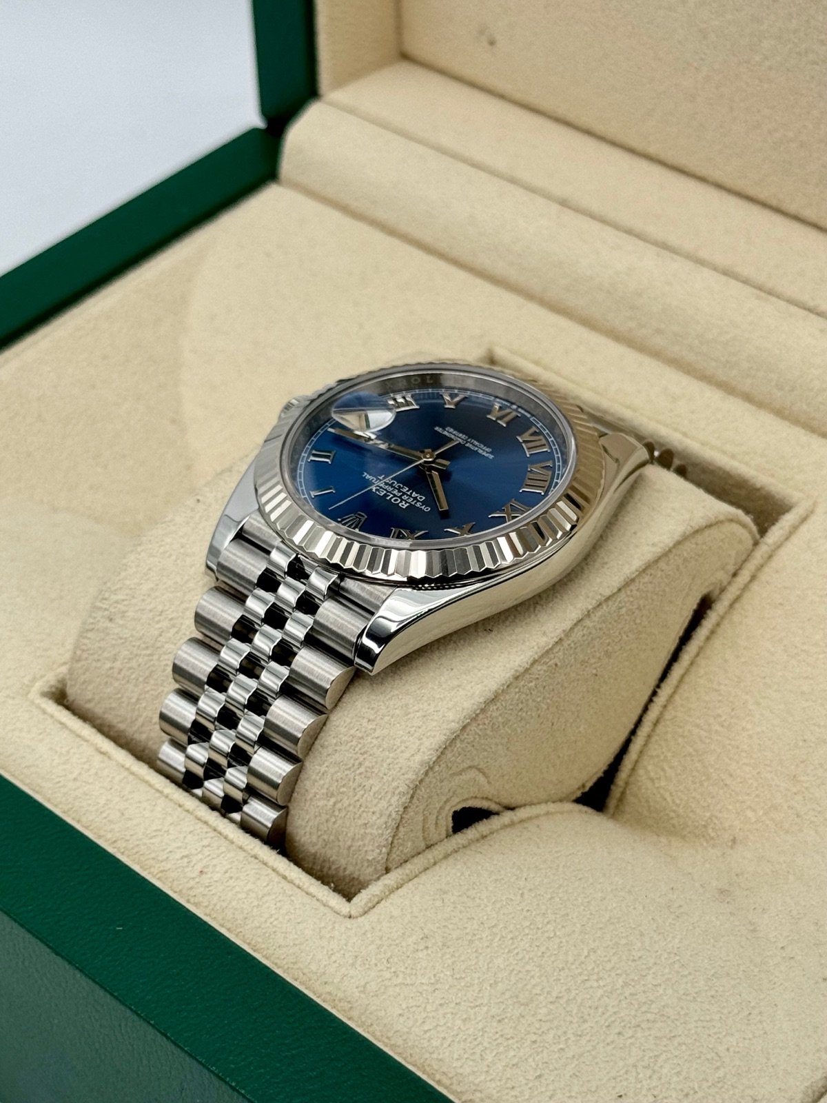 2023 Rolex Datejust 41mm 126334 Jubilee Blue Roman Numeral Dial - Image 7