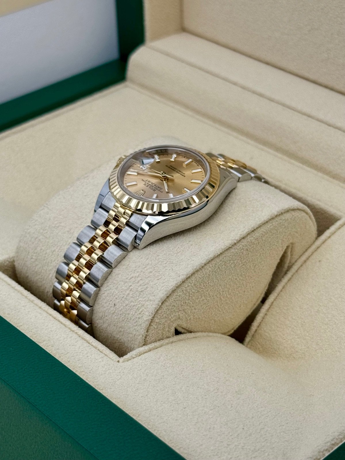 2024 Rolex Lady Datejust 28mm 279173 Jubilee Champagne Dial (Unworn) - Image 7