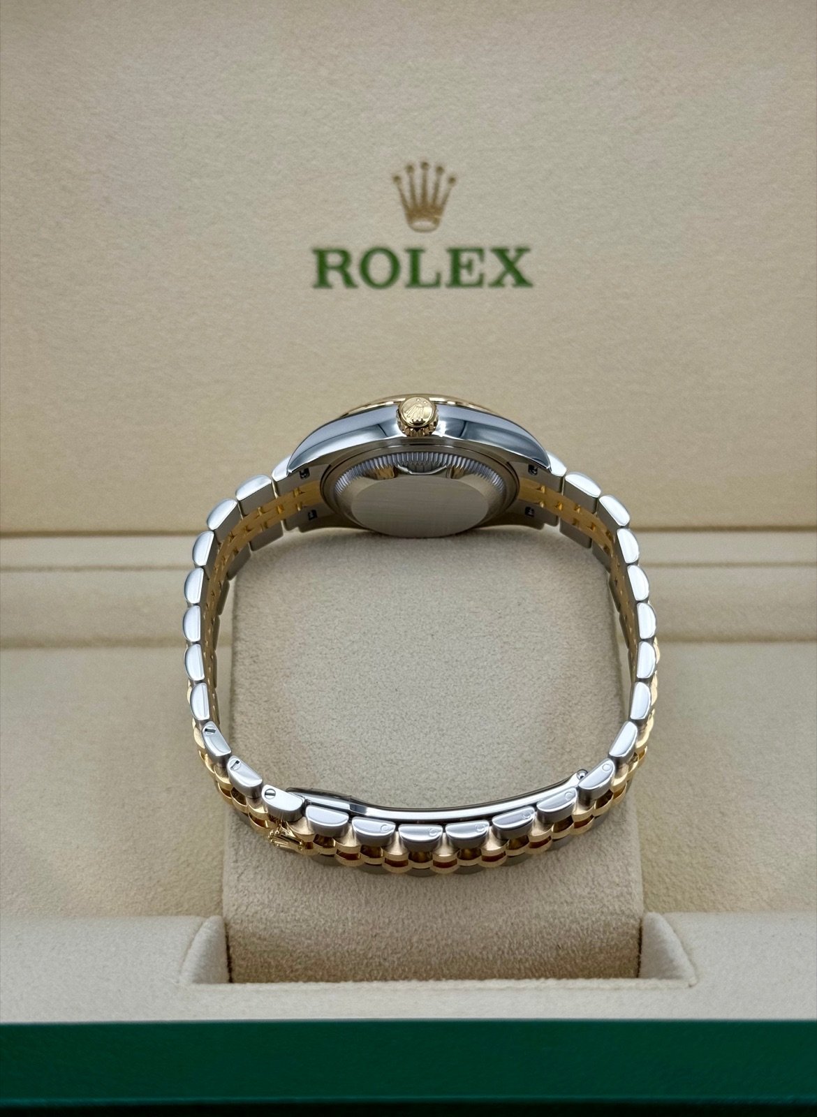 2024 Rolex Lady Datejust 28mm 279173 Jubilee Champagne Dial (Unworn) - Image 9