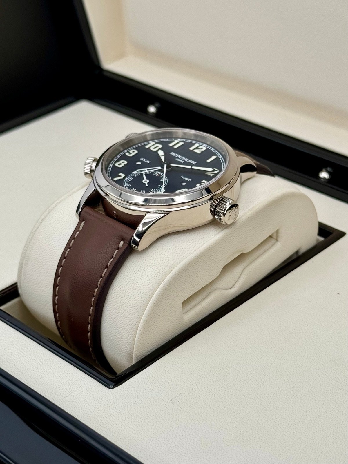 2021 Patek Philippe 37.5mm 7234G Calatrava Pilot Travel Time White Gold - Image 5