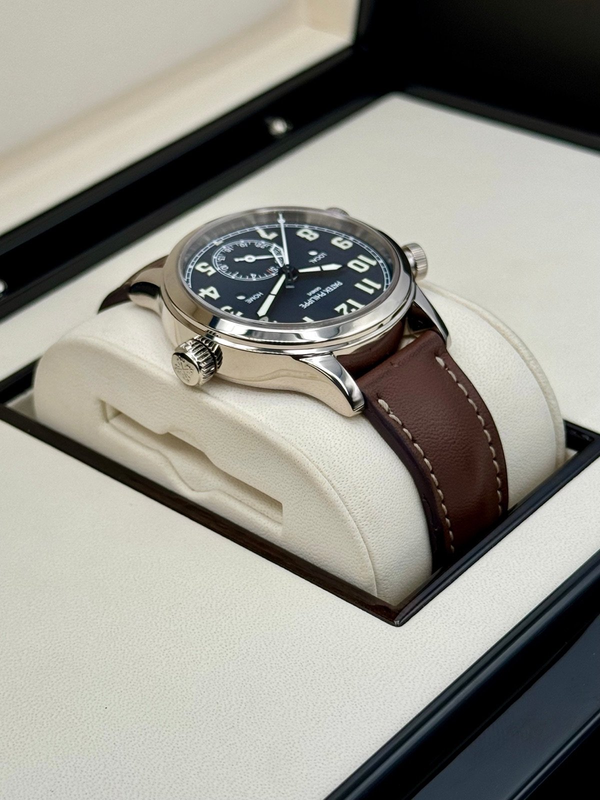 2021 Patek Philippe 37.5mm 7234G Calatrava Pilot Travel Time White Gold - Image 8