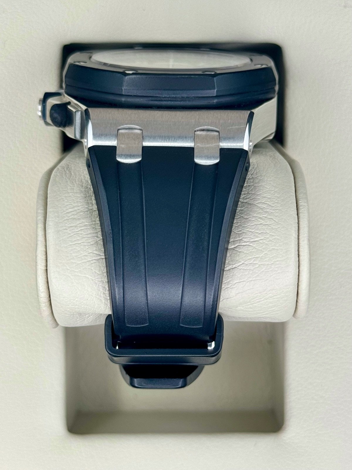 2006 Audemars Piguet Royal Oak 42mm 25940SK Offshore Black Dial - Image 4