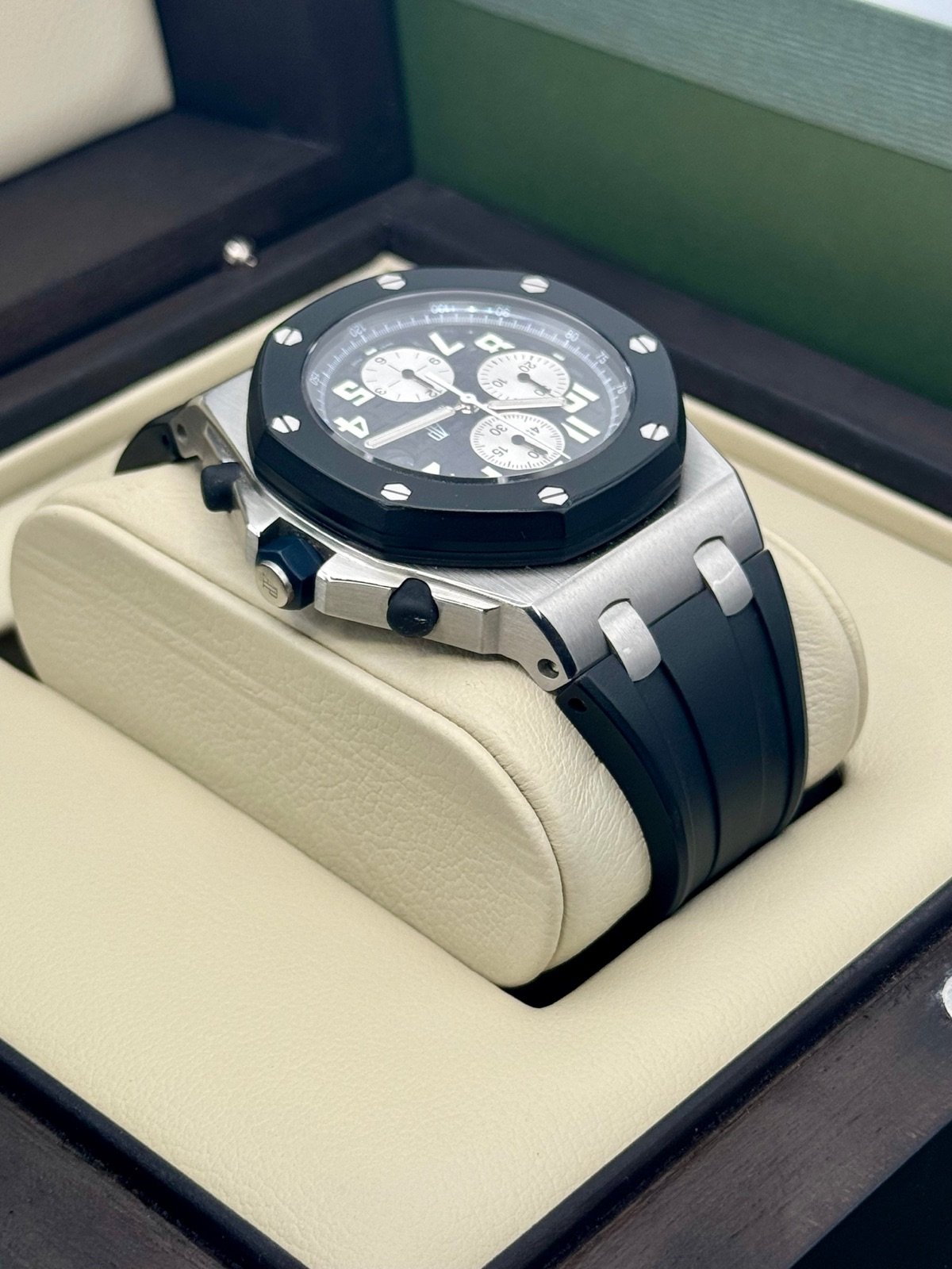 2006 Audemars Piguet Royal Oak 42mm 25940SK Offshore Black Dial - Image 8
