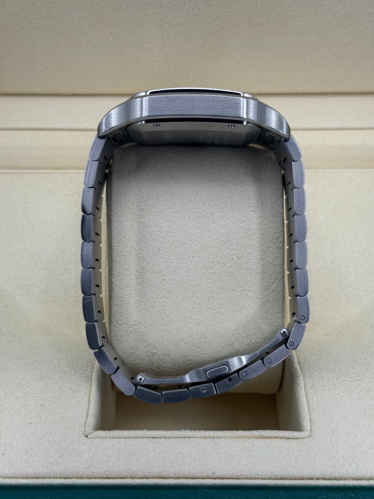 2022 Santos De Cartier 39.8mm WSSA0018 Stainless Steel Blue Dial - Image 10