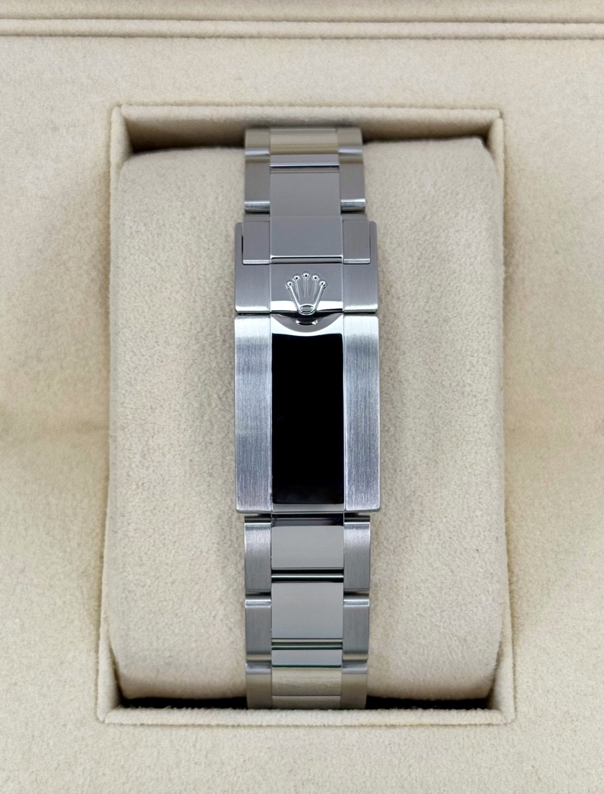 2022 Rolex GMT-Master II “Pepsi” 40mm 126710BLRO Oyster - Image 2