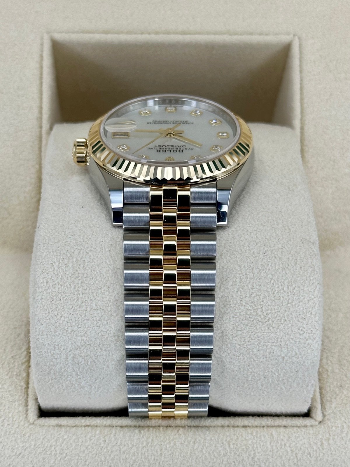 2024 Rolex Datejust 31mm 278273 Two-Tone Jubilee MOP Diamond Dial (Unworn) - Image 4