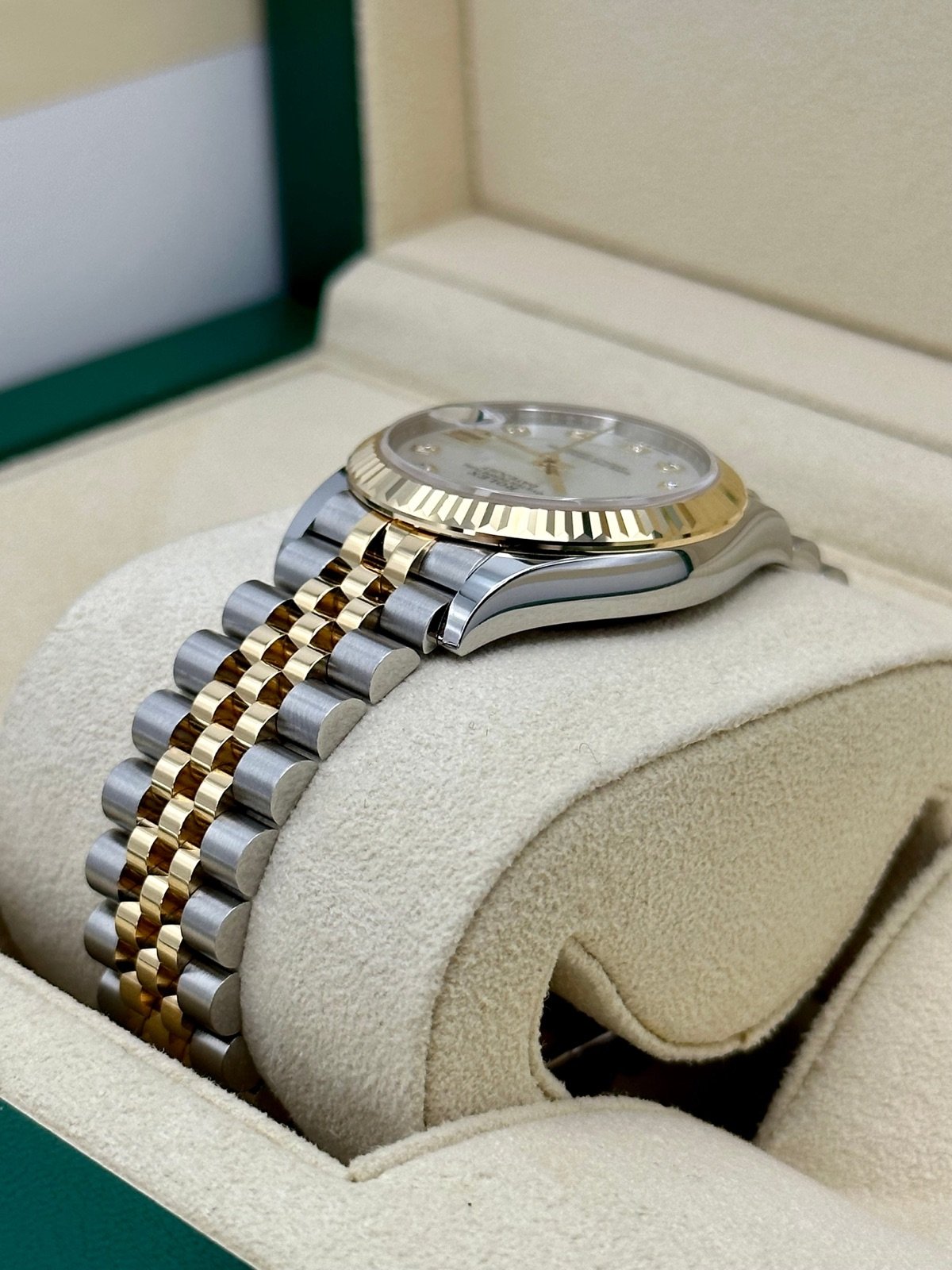 2024 Rolex Datejust 31mm 278273 Two-Tone Jubilee MOP Diamond Dial (Unworn) - Image 7