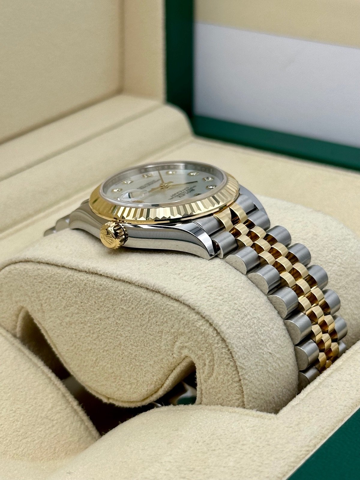 2024 Rolex Datejust 31mm 278273 Two-Tone Jubilee MOP Diamond Dial (Unworn) - Image 8