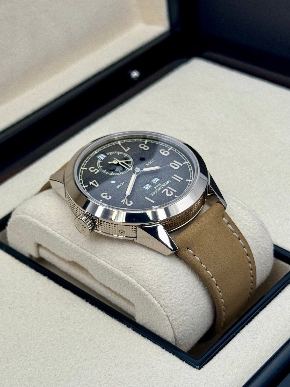 2023 Patek Philippe 42mm 5326G Annual Calendar Travel Time Compliations - Image 8