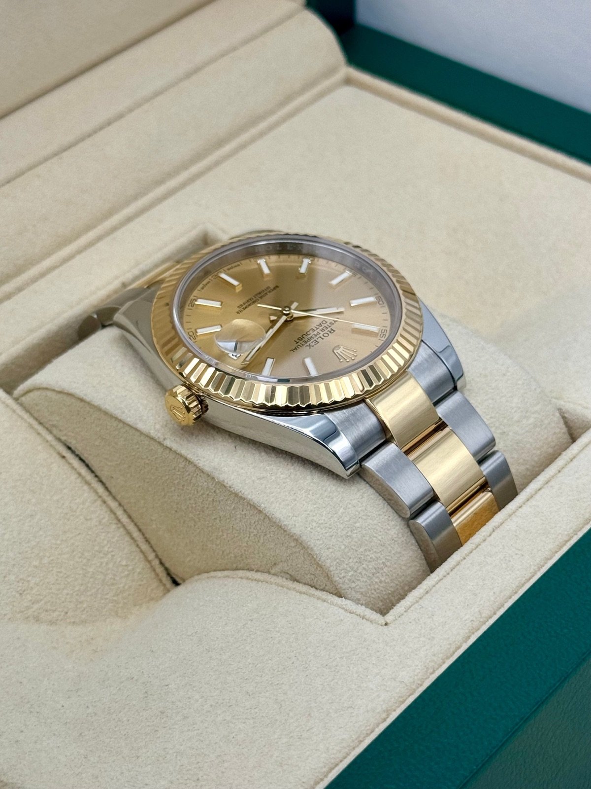 2017 Rolex Datejust 41mm 126333 Two-Tone Oyster Champagne Dial - Image 8