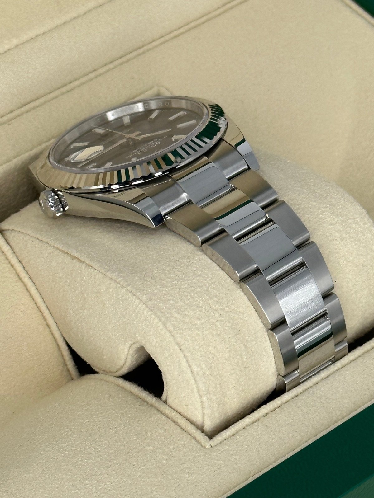 2024 Rolex Datejust 41mm 126334 Stainless Steel Oyster Blue Dial (Unworn) - Image 8