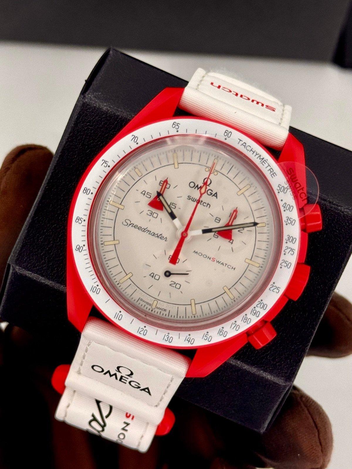 Omega SO33R100 Bioceramic Moon Swatch – Mission to Mars (Unworn) - Image 4