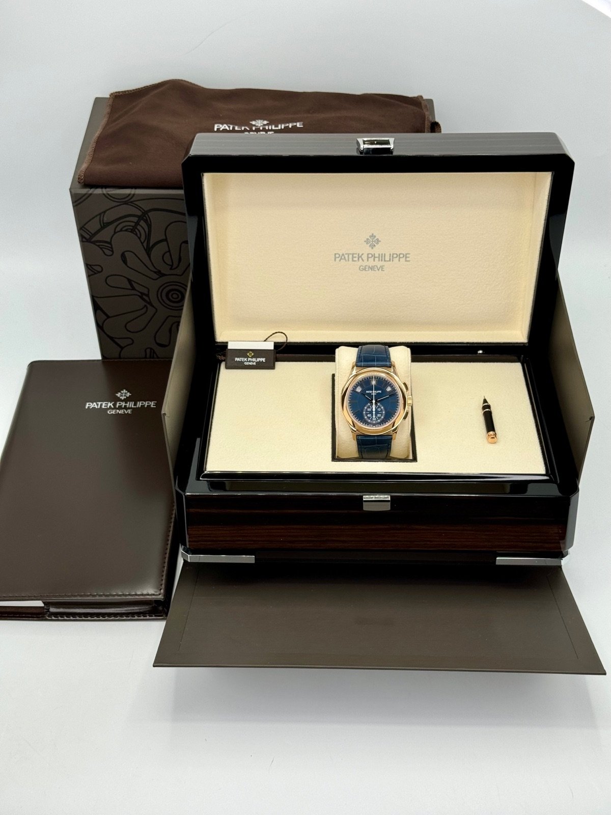 2023 Patek Philippe 5905R Flyback Chronograph Annual Calendar Blue Dial (Unworn) - Image 14