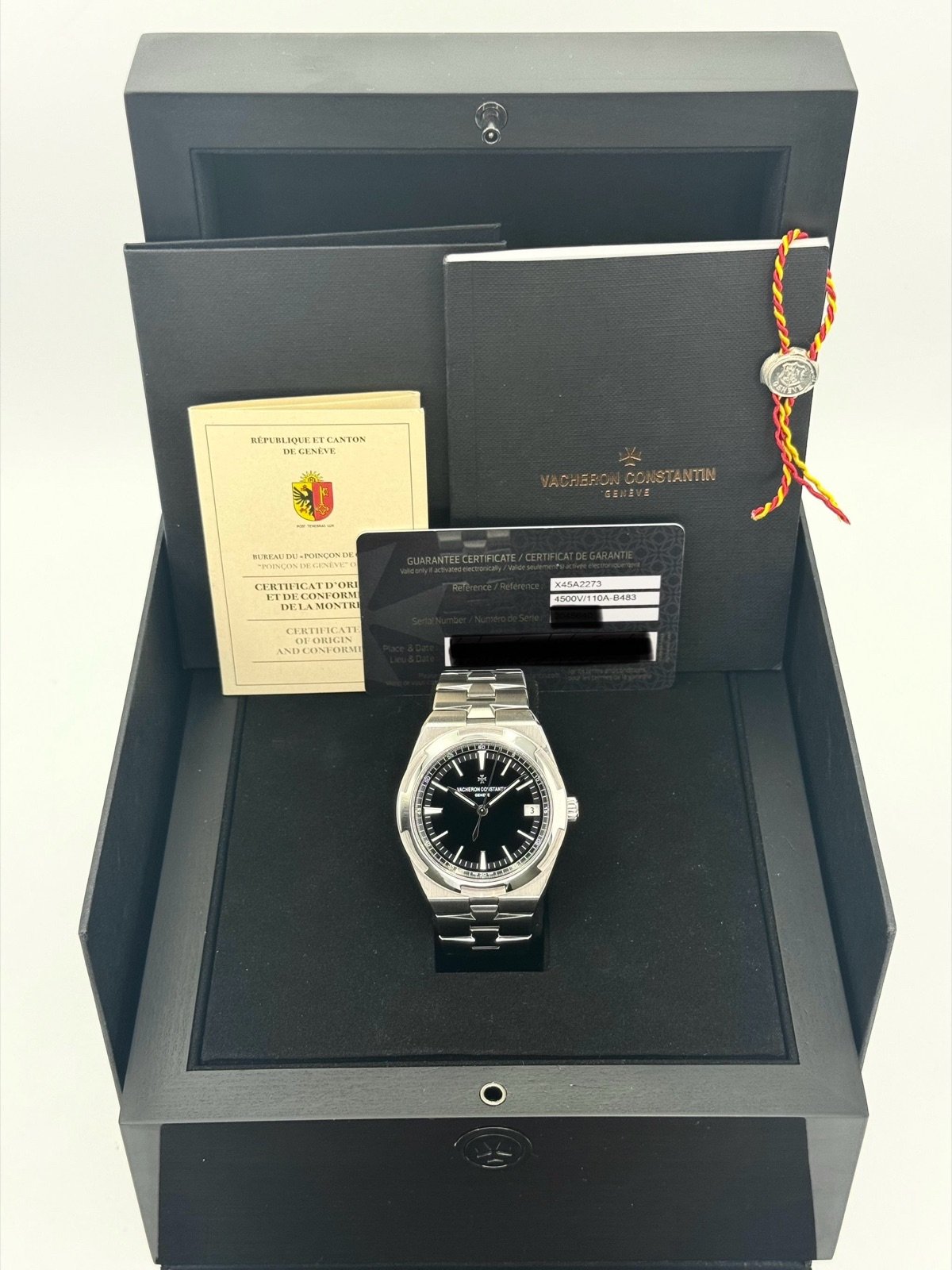 2021 Vacheron Constantin Overseas 41mm 4500V Stainless Black Dial - Image 9
