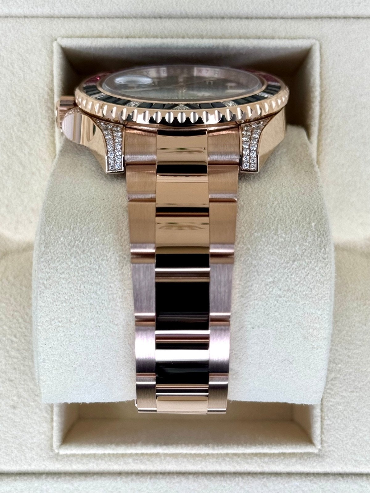 2021 Rolex GMT-Master II 40mm 126755SARU Rose Gold Sapphire and Ruby - Image 4