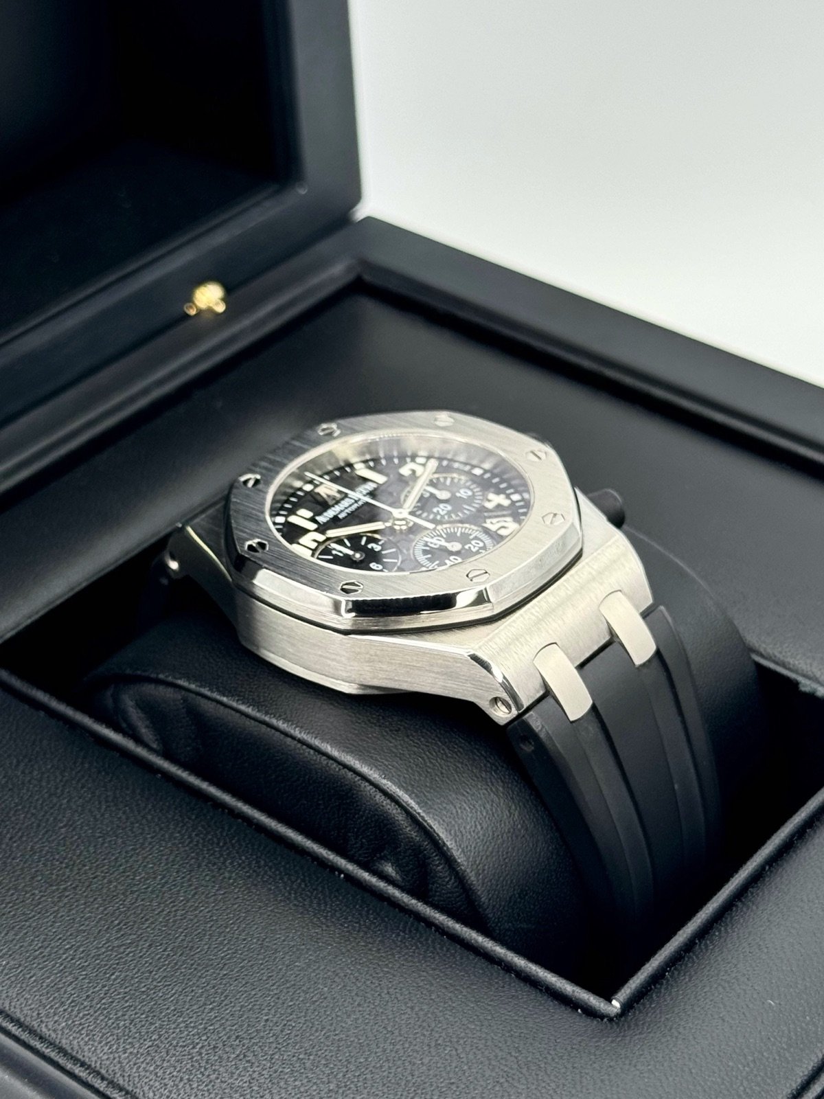 2010 Audemars Piguet Royal Oak Offshore 37mm 26283ST Black Dial - Image 6