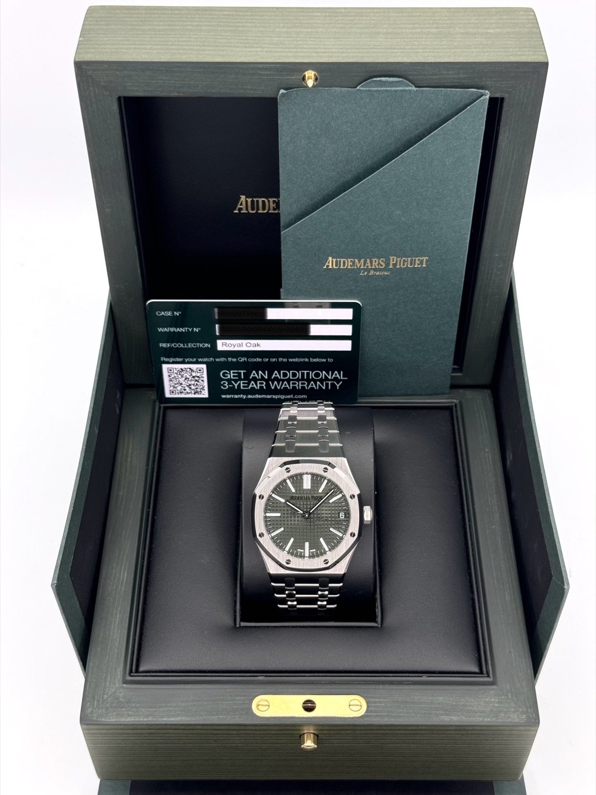 2023 Audemars Piguet Royal Oak 41mm 15510ST Green Dial - Image 11