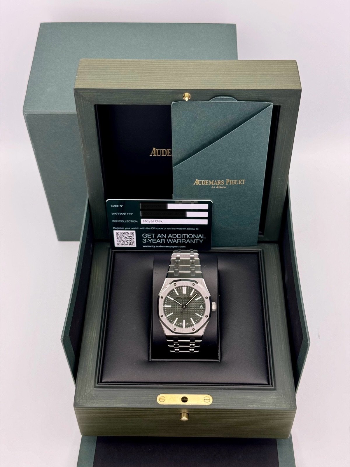 2023 Audemars Piguet Royal Oak 41mm 15510ST Green Dial - Image 12