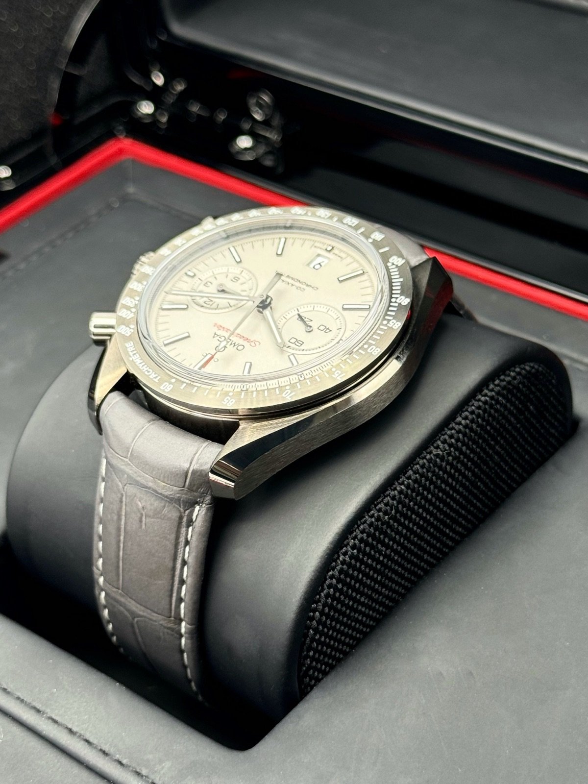 2022 Speedmaster Dark Side Of The Moon 44.25mm Grey Ceramic - Image 7