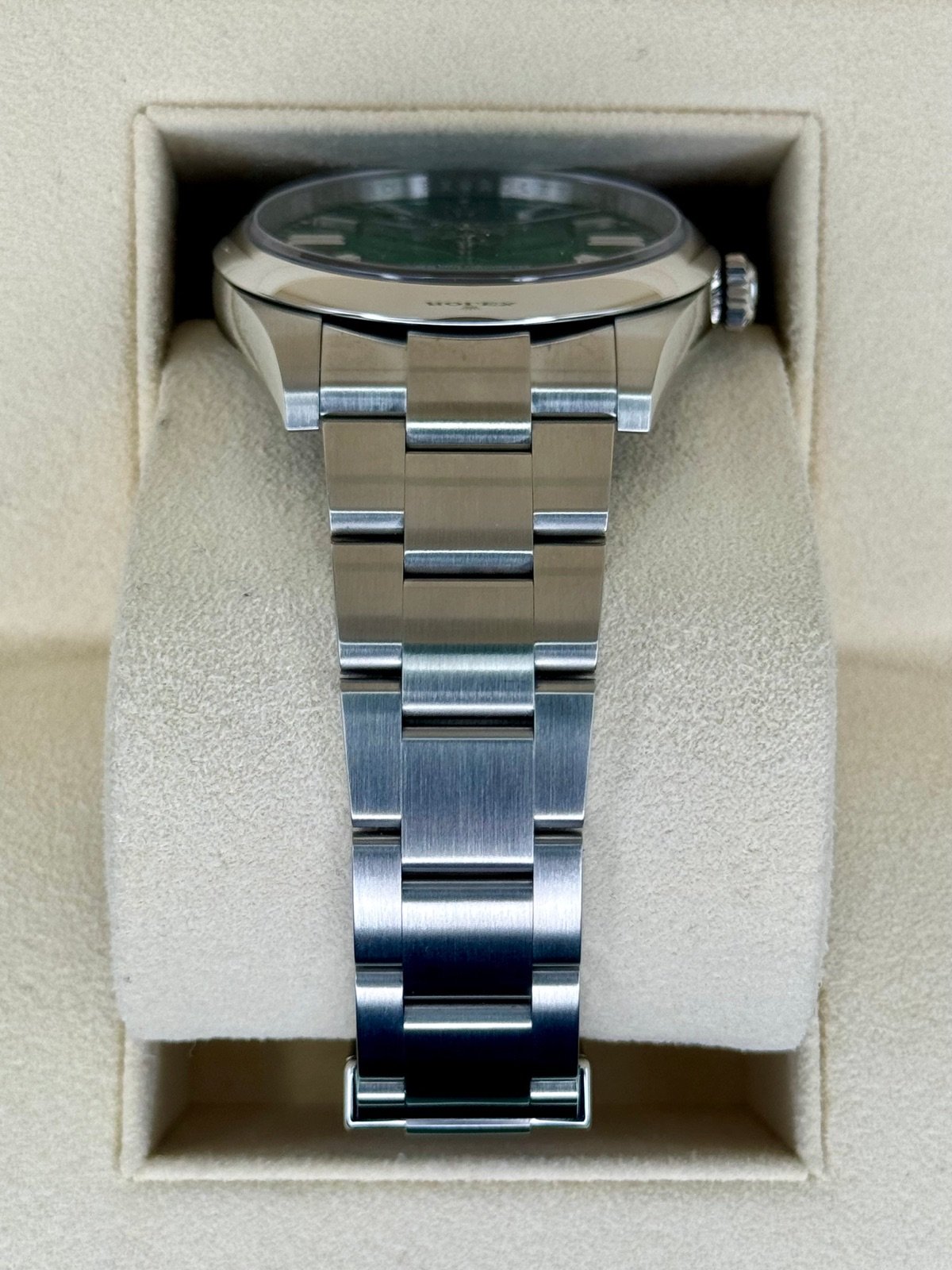 2023 Rolex Oyster Perpetual 41mm 124300 Green Dial (Unworn) - Image 3
