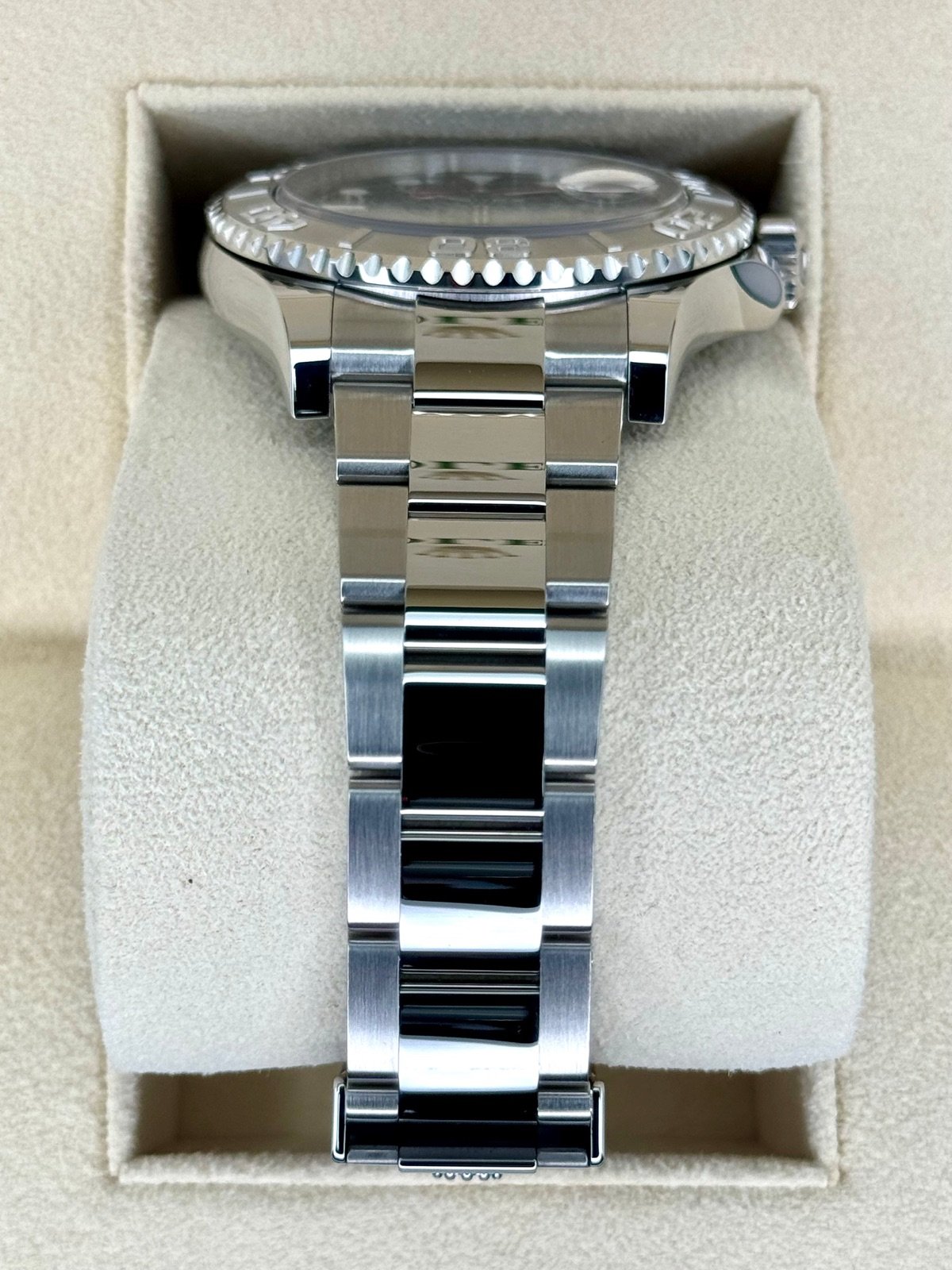 2024 Rolex Yacht-Master 40mm 126622 Stainless Steel Blue Dial (Unworn) - Image 3
