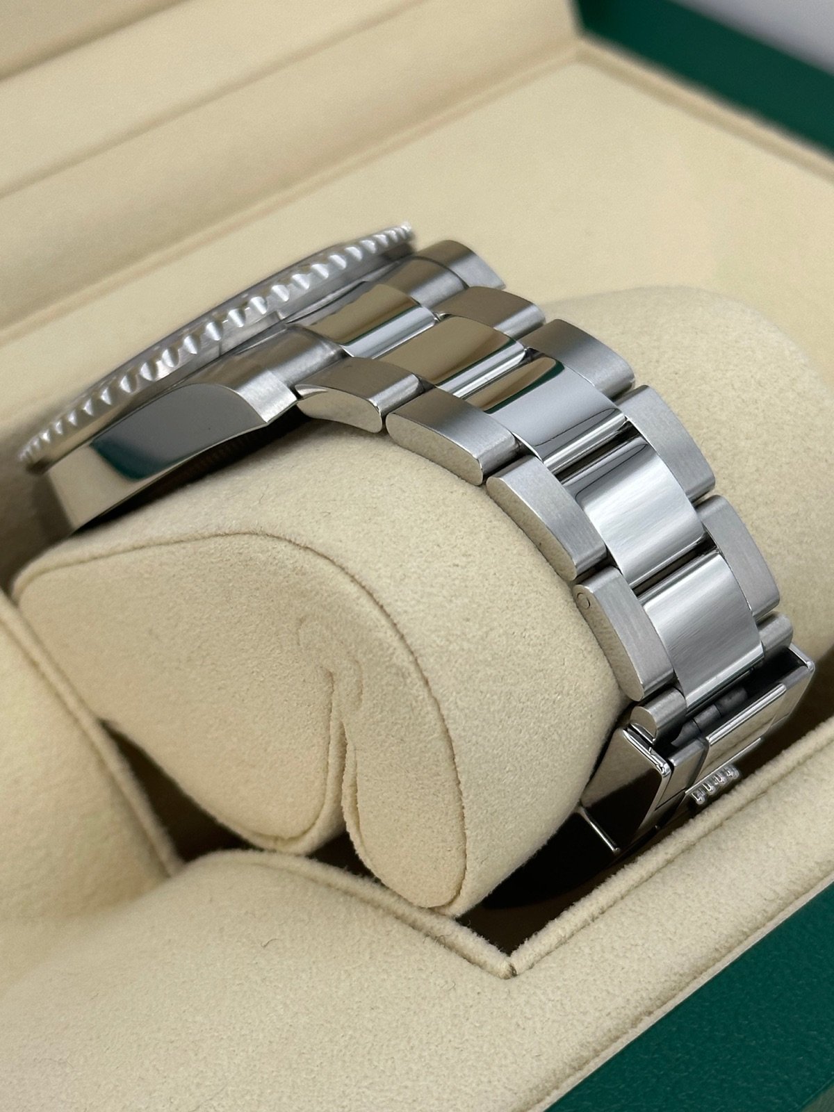 2018 Rolex GMT-Master II “Batman” 40mm 116710BLNR Oyster - Image 6