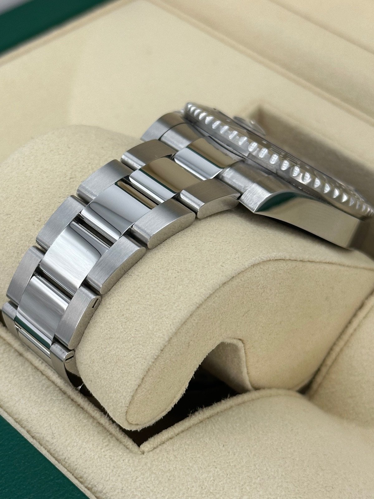 2018 Rolex GMT-Master II “Batman” 40mm 116710BLNR Oyster - Image 7