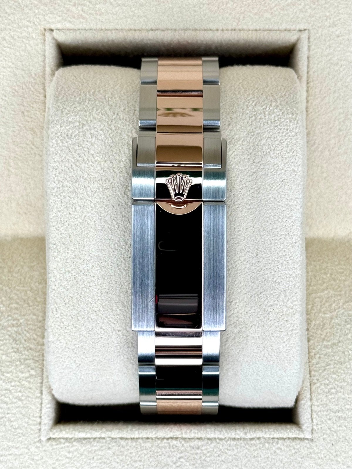 2023 Rolex GMT-Master II “Rootbeer” 40mm 126711CHNR Two-Tone - Image 2