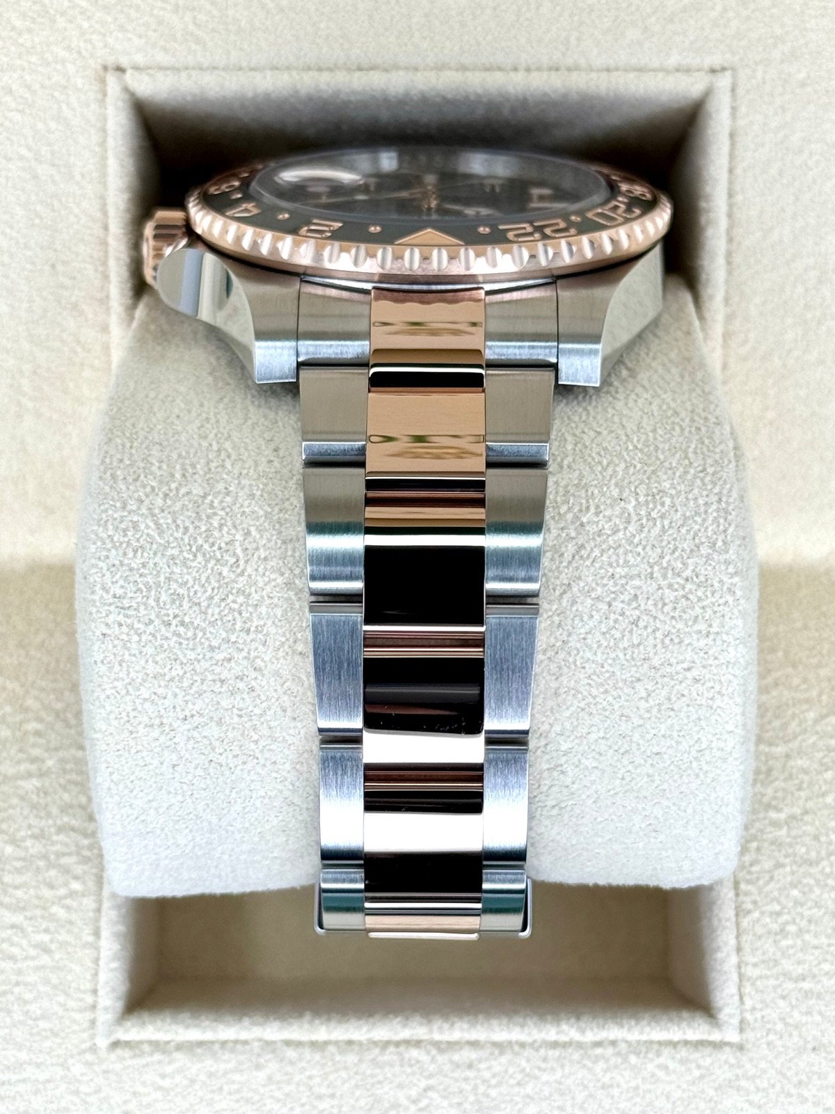2023 Rolex GMT-Master II “Rootbeer” 40mm 126711CHNR Two-Tone - Image 4