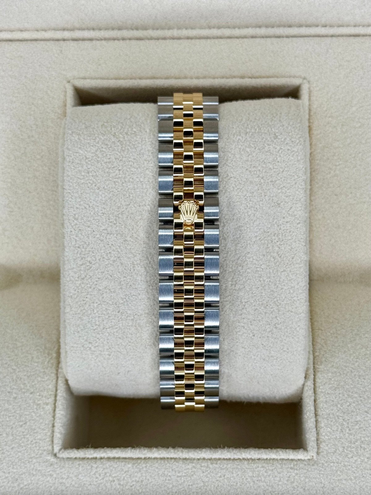 2024 Rolex Lady Datejust 28mm 279173 Two-Tone Jubilee Silver Dial (Unworn) - Image 2
