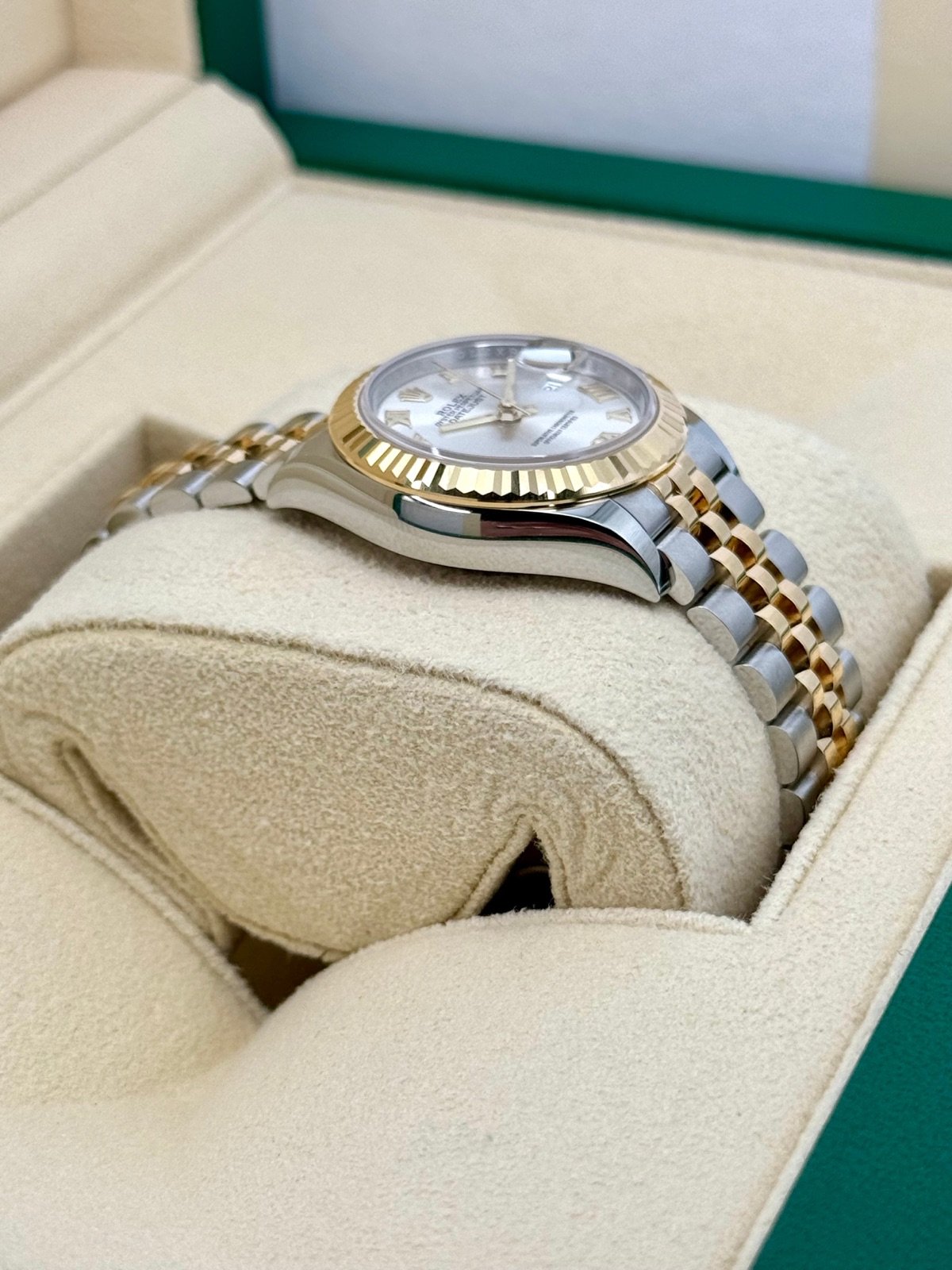 2024 Rolex Lady Datejust 28mm 279173 Two-Tone Jubilee Silver Dial (Unworn) - Image 6