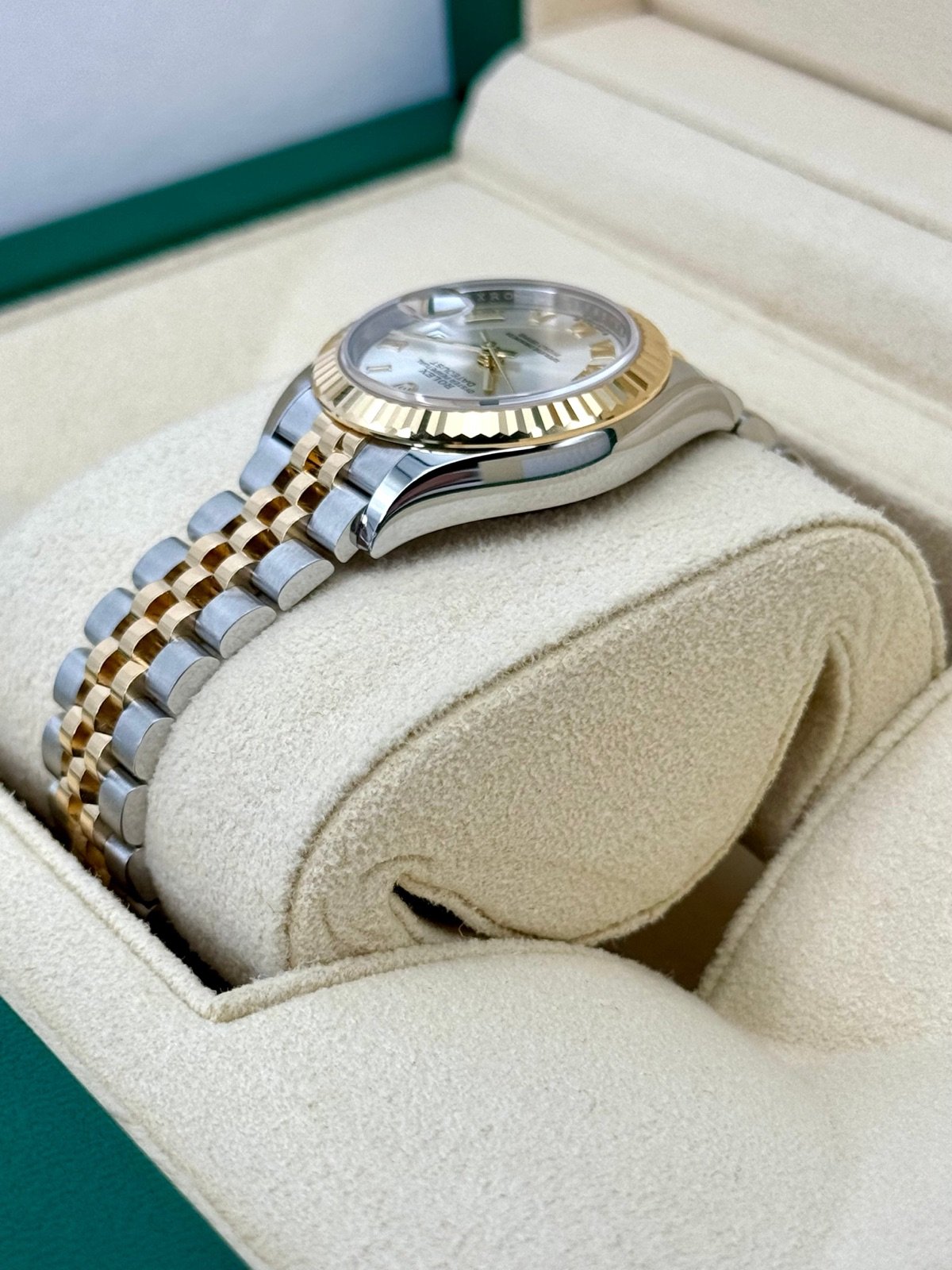 2024 Rolex Lady Datejust 28mm 279173 Two-Tone Jubilee Silver Dial (Unworn) - Image 8