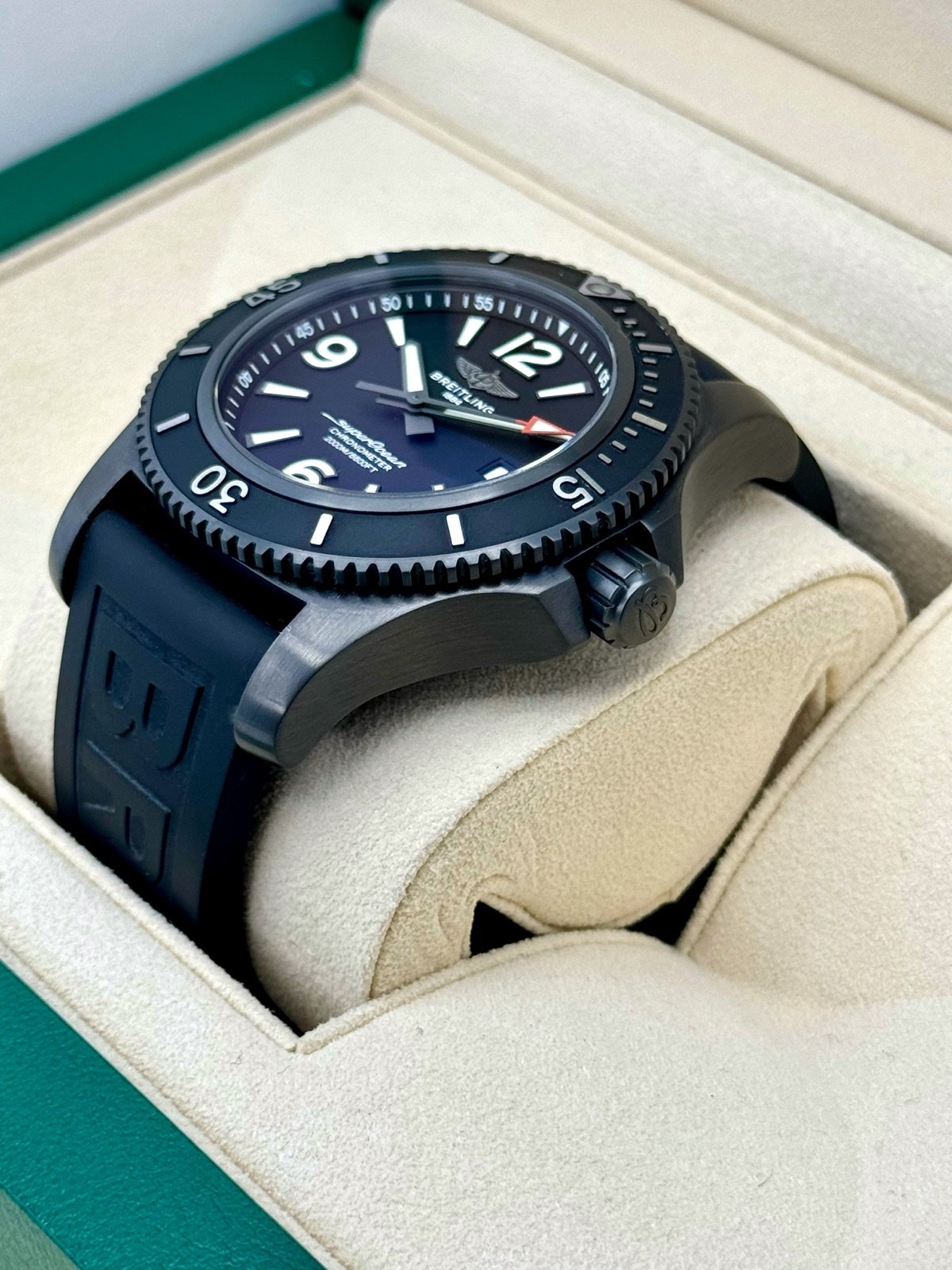 2022 Breitling Superocean Automatic 46mm M17368 Black Dial - Image 5