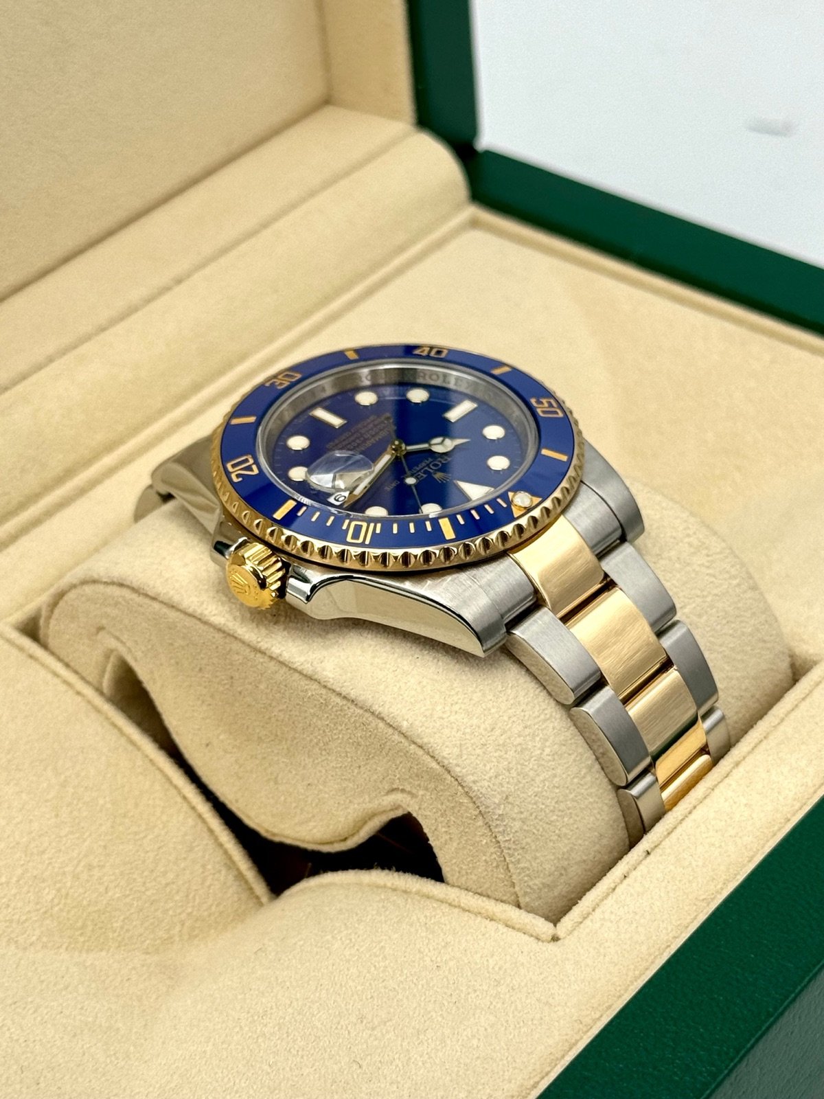 Rolex Submariner “Bluesy” 40mm 116613LB Two-Tone Flat Blue Dial - Image 8