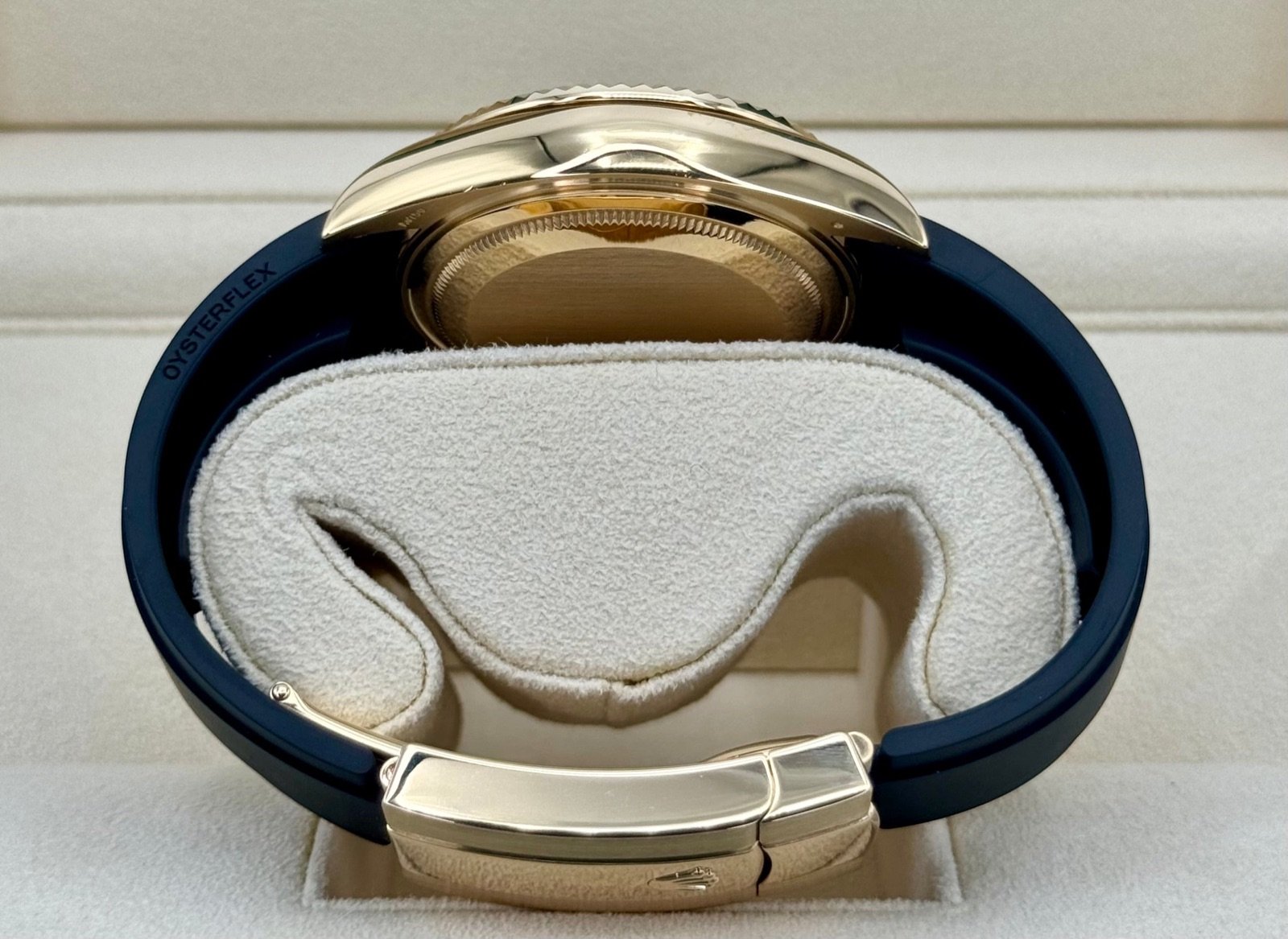 2022 Rolex Sky-Dweller 42mm 326238 Yellow Gold Oysterflex Black Dial - Image 10