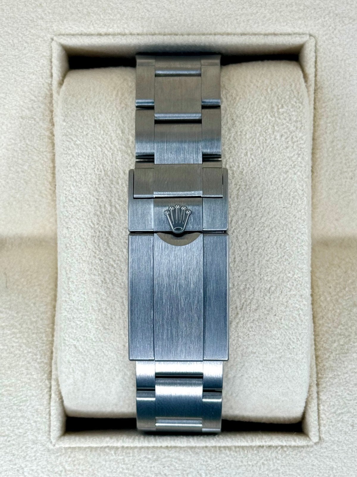 2024 Rolex Yacht-Master 42mm 226627 Titanium (Unworn) - Image 2