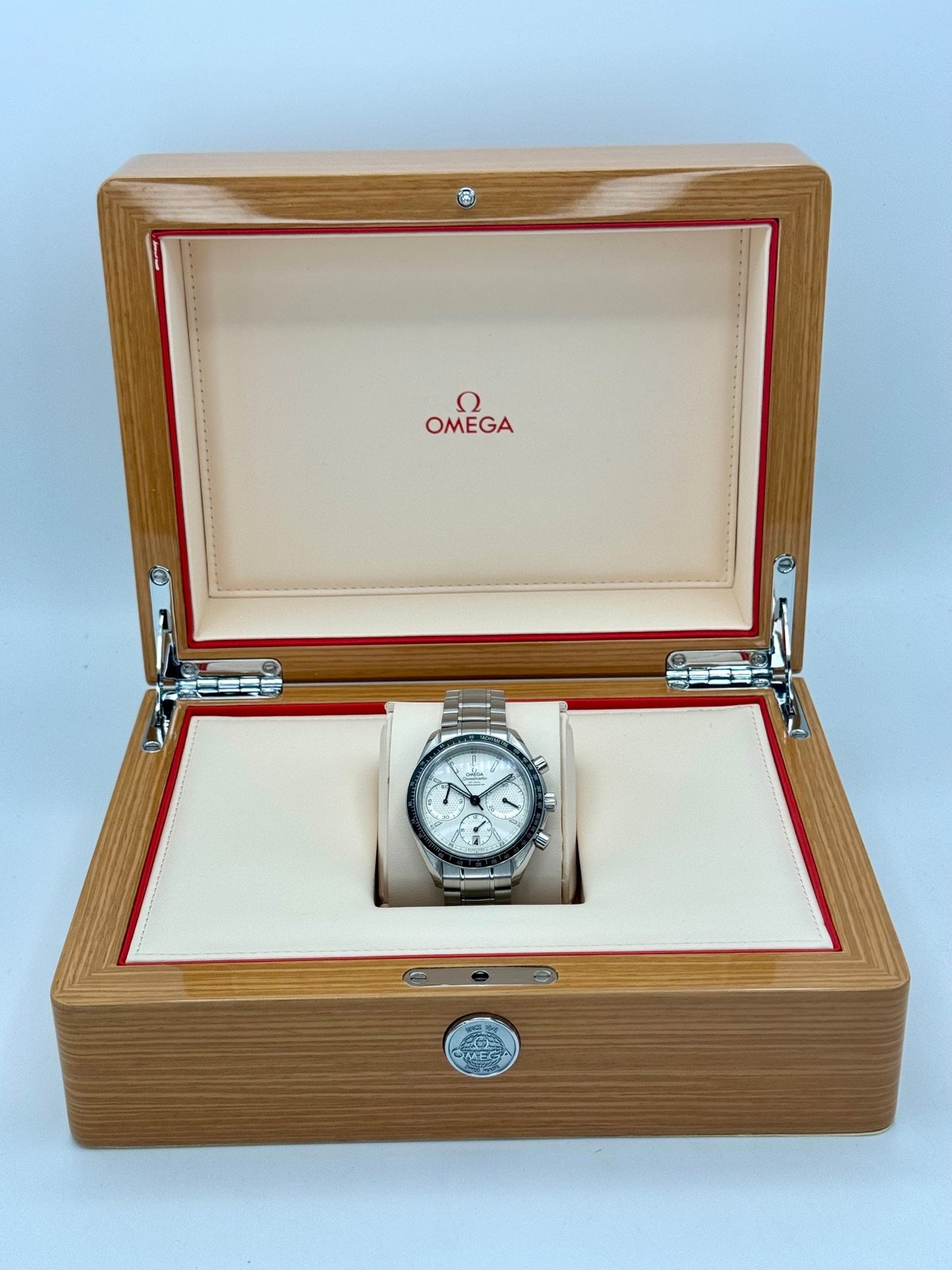 2020 Omega Speeedmaster Racing 40mm 326.30.40.5002.001 White Dial - Image 11