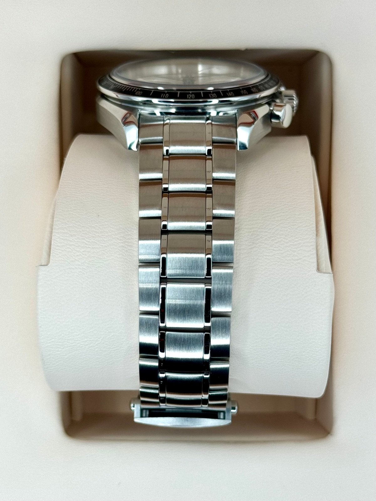 2020 Omega Speeedmaster Racing 40mm 326.30.40.5002.001 White Dial - Image 3